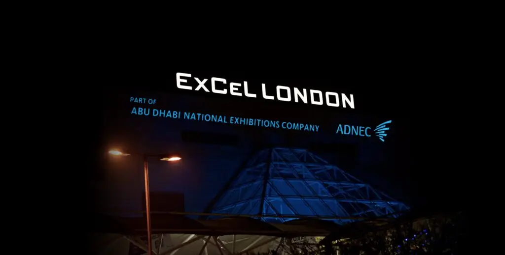Space Comm, Excel, London - 2560 by 1298 pixels